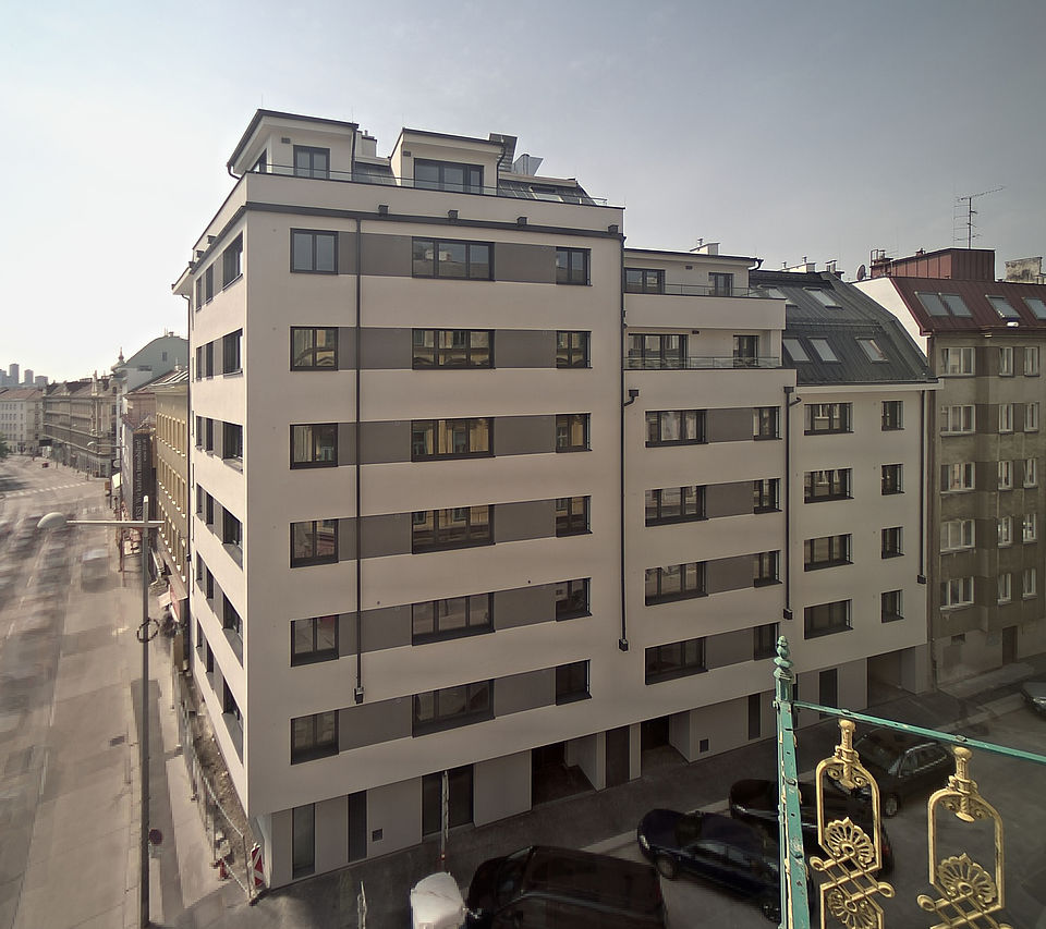 Livebild Baukamera 1 - Webcam 'Gesamtansicht Straßenseite' - Baustelle Neubau Clemetinengasse 1, 1150 Wien (ca. 5 Minuteninterval)